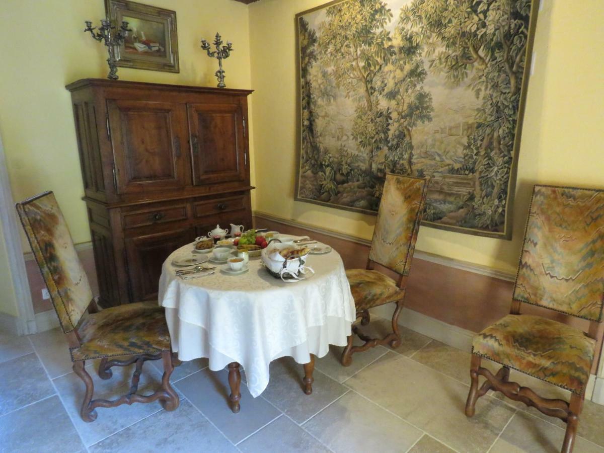 Chateau De Gaubert Bed & Breakfast Terrasson Dış mekan fotoğraf